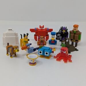 Disney Crossy Roads Mini Figures Pixelated